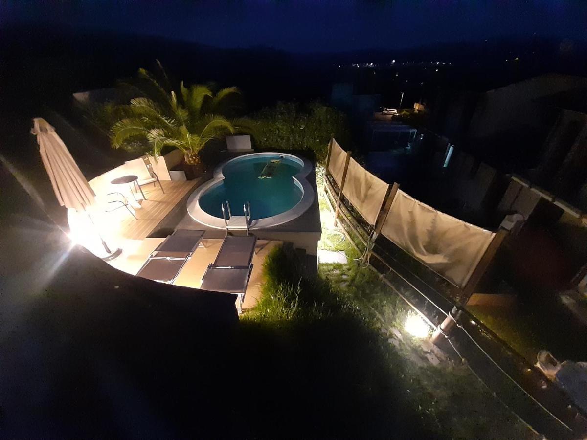Holiday Home Тавуллия Экстерьер фото